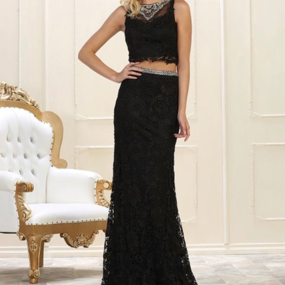 Floral Lace Embellished Crop Top & Maxi Skirt